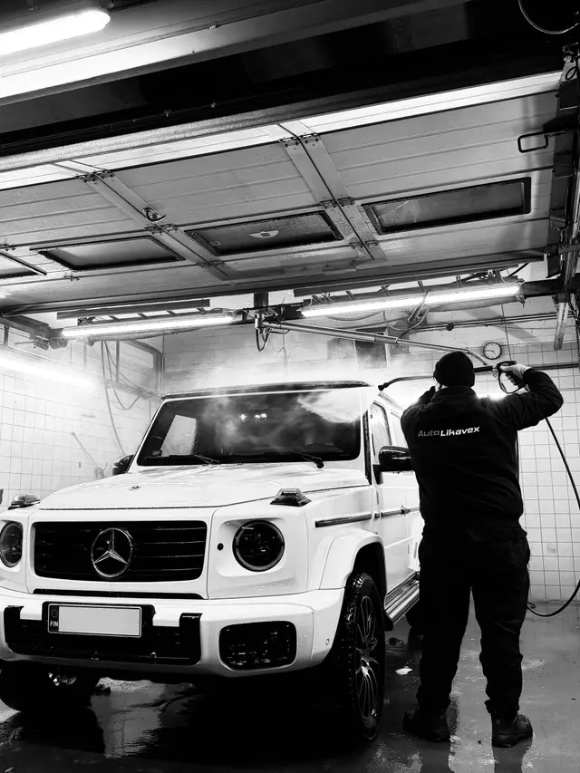 Hellävarainen ja naarmuton auton käsinpesu autolikavex